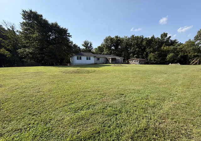 Photo 2 of Single family home for sale at 3662 Lake Rd, Woodlawn, TN 37191 | MLS# 3513812 | Listing updated on 2026-09-21