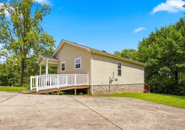 2nd image of 150 Higdon Ln, Monterey, TN 38574 | MLS# 3516065