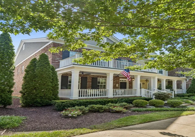 Photo 4 of Townhouse for sale at 522 Sydenham Dr, Franklin, TN 37064 | MLS# 3514525 | Listing updated on 2026-10-13