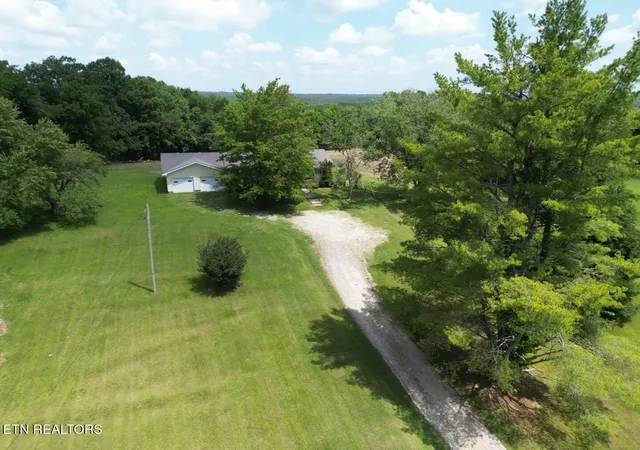 Photo 3 of Single family home for sale at 4357 Round Mountain Rd, Jamestown, TN 38556 | MLS# 3513790 | Listing updated on 2026-09-28
