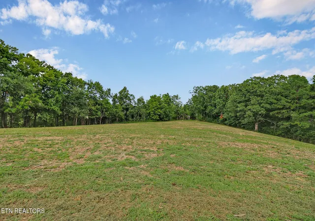 Photo 3 of Single family home for sale at 4357 Round Mountain Rd, Jamestown, TN 38556 | MLS# 3513790 | Listing updated on 2026-09-28