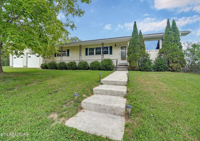 Photo 4 of Single family home for sale at 4357 Round Mountain Rd, Jamestown, TN 38556 | MLS# 3513790 | Listing updated on 2026-09-28