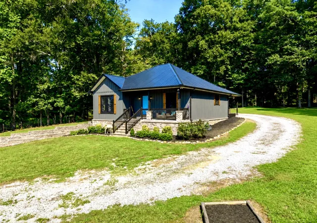 Photo 3 of Single family home for sale at 151 Saffles Ln, Madisonville, TN 37354 | MLS# 3513844 | Listing updated on 2026-08-25