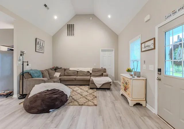 5th image of 582 Hennessee Ave, Morrison, TN 37357 | MLS# 3514295