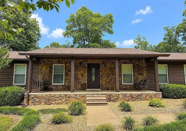 3rd image of 120 Smith Rd, Paris, TN 38242 | MLS# 3513874