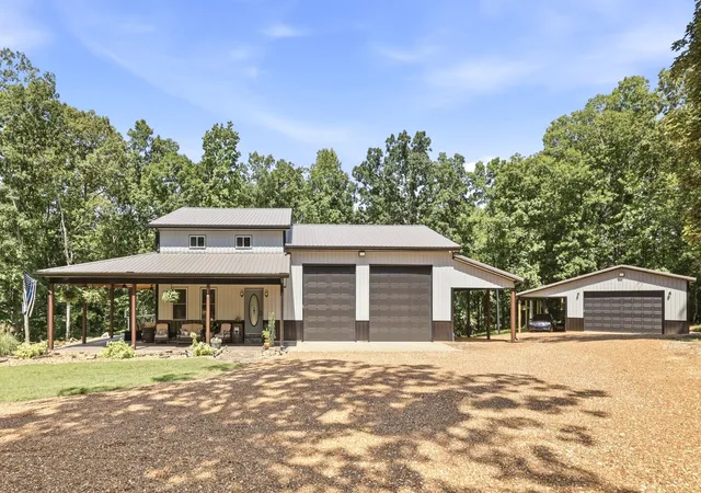1st image of 570 Bobcat Trl, Dover, TN 37058 | MLS# 3514237