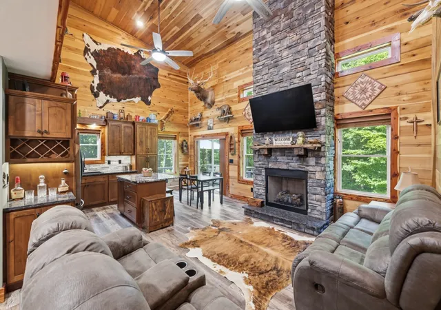 5th image of 570 Bobcat Trl, Dover, TN 37058 | MLS# 3514237