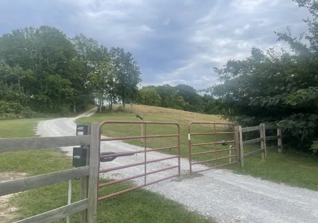 Photo 4 of Single family home for sale at 1345 Webb Rd, Lewisburg, TN 37091 | MLS# 3513878 | Listing updated on 2026-09-12