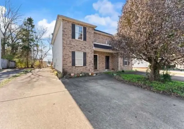 1st image of 1422 Middleborough Ct, Murfreesboro, TN 37130 | MLS# 3514074