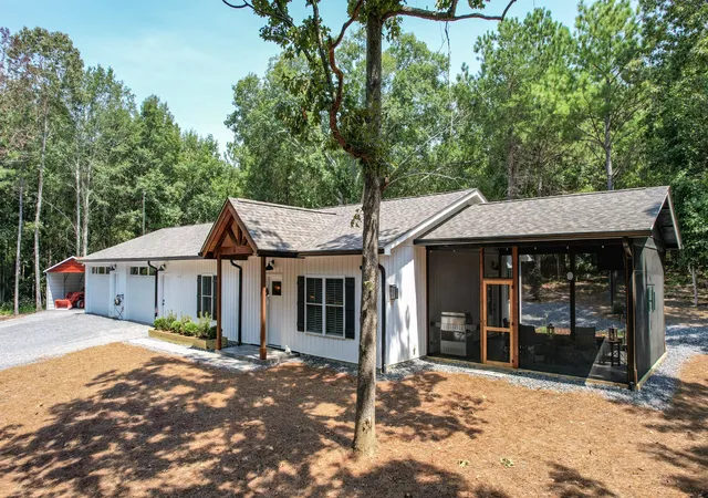 1st image of 300 Mcclure Rd, Benton, TN 37307 | MLS# 3514490