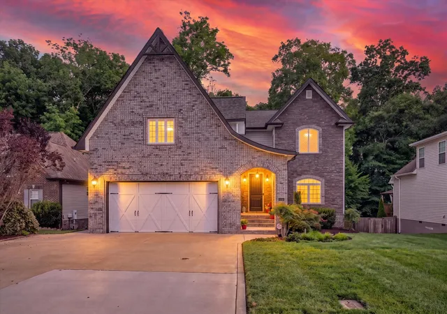 1st image of 360 Abeline Dr, Clarksville, TN 37043 | MLS# 3514499