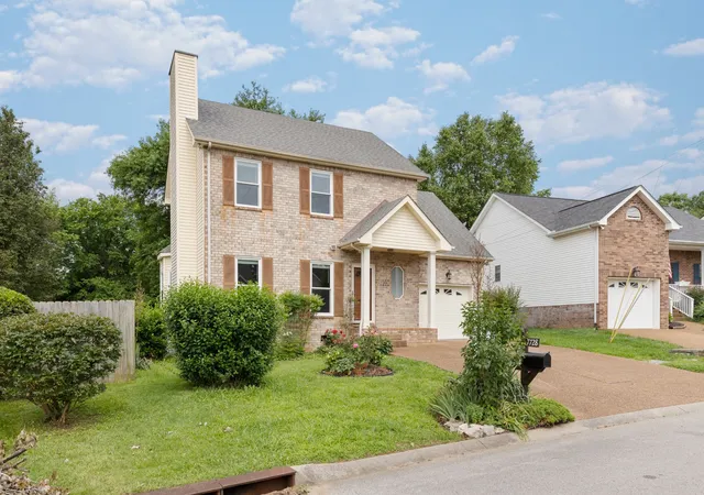 Photo 1 of Single family home for sale at 7728 Poplar Ridge Dr, Nashville, TN 37221 | MLS# 3543225 | Listing updated on 2026-09-12