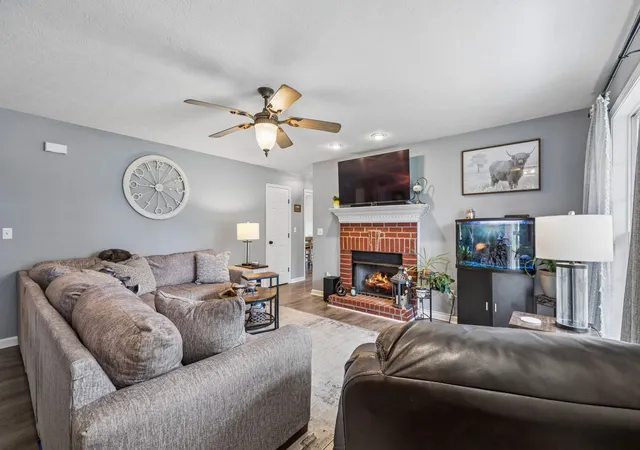3rd image of 911 College St, Portland, TN 37148 | MLS# 3518758
