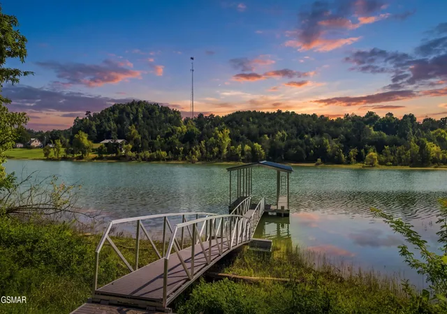 Photo 3 of Single family home for sale at 34263412 Caywood Rd, Dandridge, TN 37725 | MLS# 3514098 | Listing updated on 2026-09-20