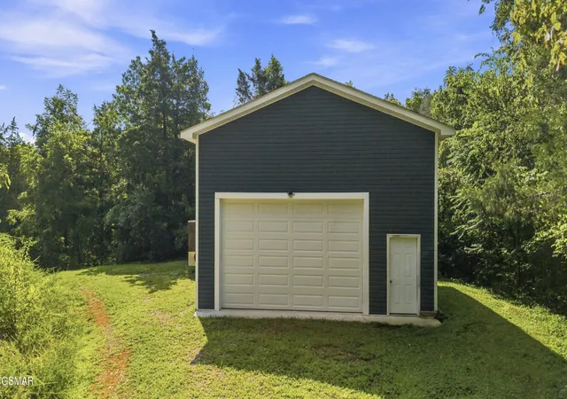 Photo 4 of Single family home for sale at 34263412 Caywood Rd, Dandridge, TN 37725 | MLS# 3514098 | Listing updated on 2026-09-20