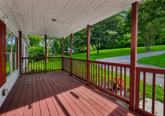 Photo 3 of Manufactured home for sale at 30 Barker St, Clarksville, TN 37040 | MLS# 3520901 | Listing updated on 2026-10-08