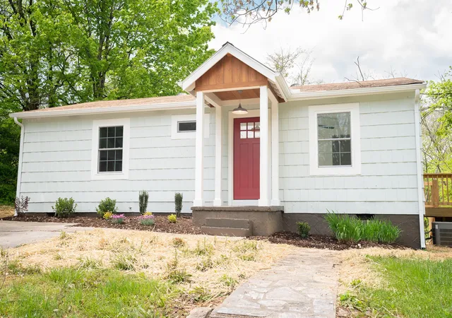 1st image of 2519 Maple Dr, Knoxville, TN 37918 | MLS# 3514100