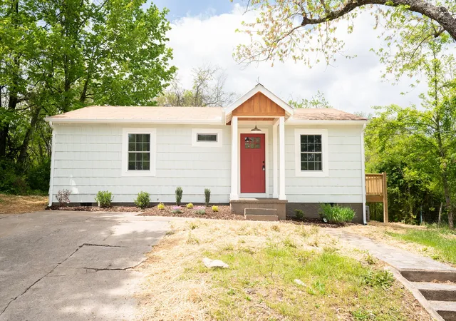 2nd image of 2519 Maple Dr, Knoxville, TN 37918 | MLS# 3514100