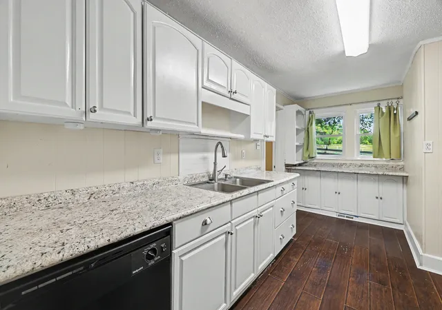 Photo 3 of Single family home for sale at 1756 Long Holw Pike, Gallatin, TN 37066 | MLS# 3516237 | Listing updated on 2026-09-04