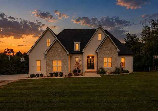 1st image of 1021 Old Center Church Rd, Shelbyville, TN 37160 | MLS# 3518776