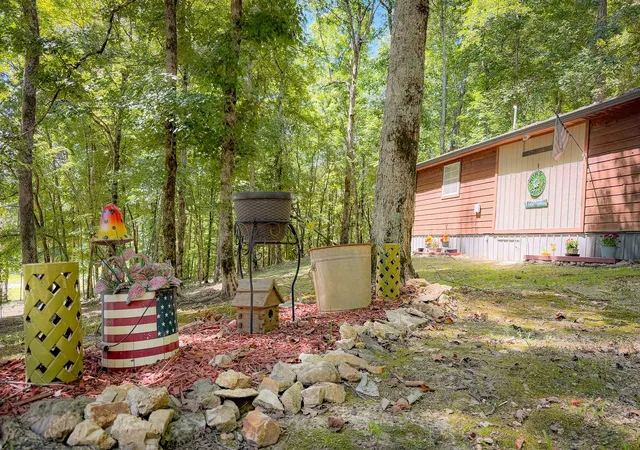 Photo 1 of Single family home for sale at 263 Porter Holw Rd, Linden, TN 37096 | MLS# 3529386 | Listing updated on 2026-09-04