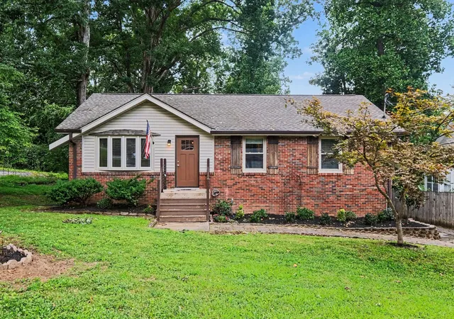 Photo 2 of Single family home for sale at 2433 Rychen Dr, Nashville, TN 37217 | MLS# 3516481 | Listing updated on 2026-08-29