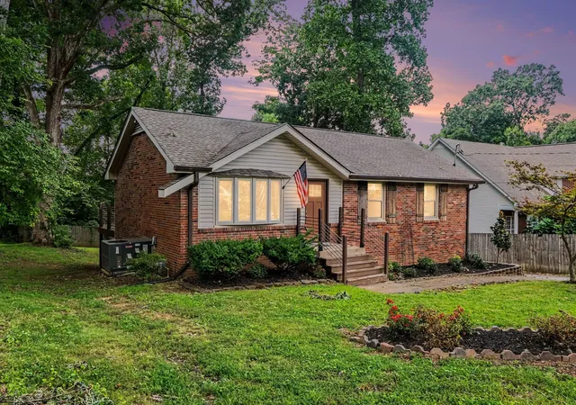 Photo 3 of Single family home for sale at 2433 Rychen Dr, Nashville, TN 37217 | MLS# 3516481 | Listing updated on 2026-08-29