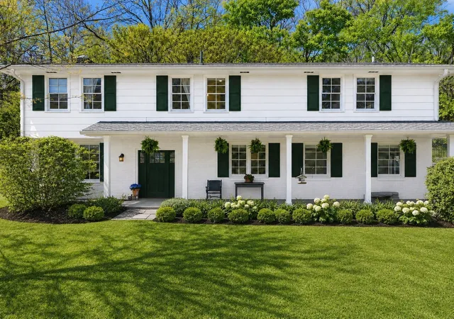 1st image of 815 Rodney Dr, Nashville, TN 37205 | MLS# 3514639