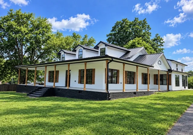 Photo 1 of Single family home for sale at 138 Shelbyville Hwy, Fayetteville, TN 37334 | MLS# 3514223 | Listing updated on 2026-10-05