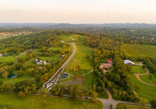 Photo 3 of Sale Pending at 513 Cielo Dr, Brentwood, TN 37027 | MLS# 3514924 | Listing updated on 2026-09-04