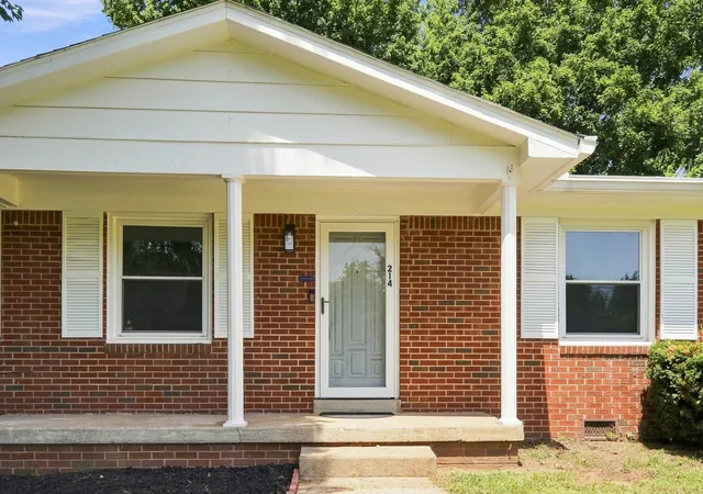 2nd image of 214 Stonewall Rd, Columbia, TN 38401 | MLS# 3514235