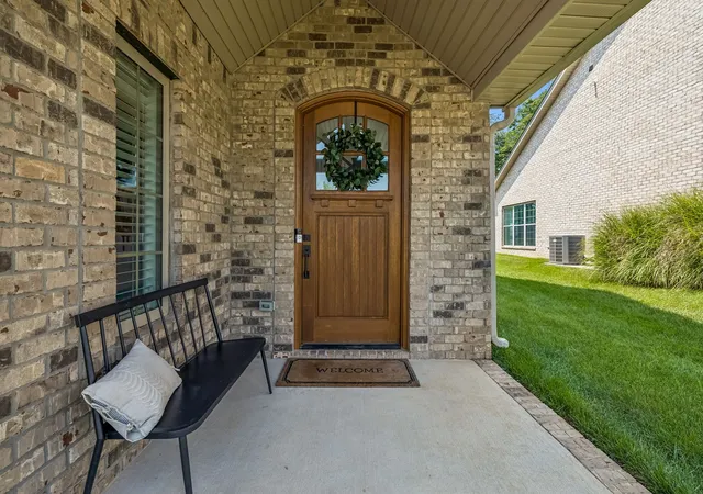 Photo 3 of Single family home for sale at 1084 Veridian Dr #25B, Clarksville, TN 37043 | MLS# 3516259 | Listing updated on 2026-09-21