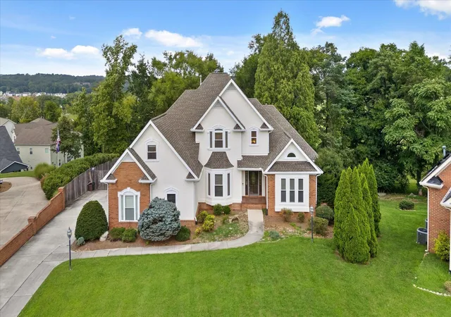 2nd image of 9815 Leslie Sandidge Dr, Ooltewah, TN 37363 | MLS# 3514220