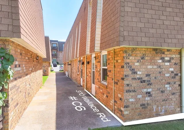 Listing Photo 4 - Condo for sale in building located at 370 Wallace Rd, Nashville, TN 37211 - Unit #C6