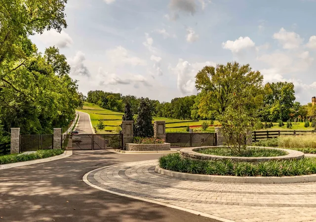 Photo 2 of Land for sale at 515 Cielo Dr, Brentwood, TN 37027 | MLS# 3514925 | Listing updated on 2026-08-27