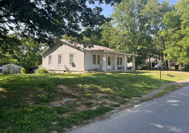1st image of 105 Valley View St, Ashland City, TN 37015 | MLS# 3514448