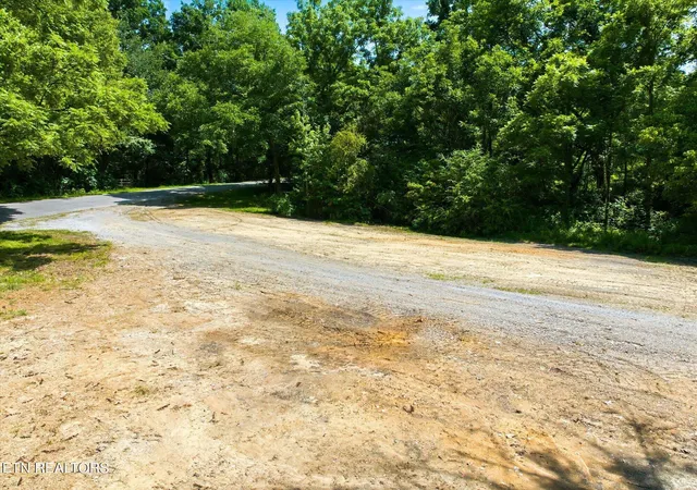 Photo 3 of House for sale at 5694 Ladd Springs Rd, Old Fort, TN 37362 | MLS# 3514276 | Listing updated on 2026-10-09