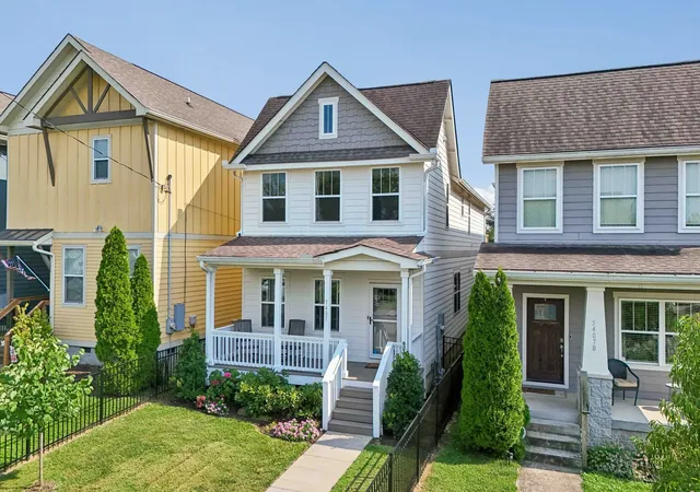Photo 2 of Single family home for sale at 5407 California Ave, Nashville, TN 37209 | MLS# 3515284 | Listing updated on 2026-10-04
