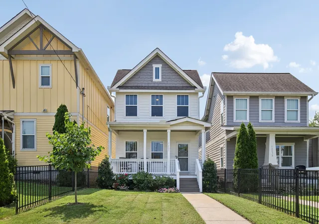 Photo 3 of Single family home for sale at 5407 California Ave, Nashville, TN 37209 | MLS# 3515284 | Listing updated on 2026-10-04