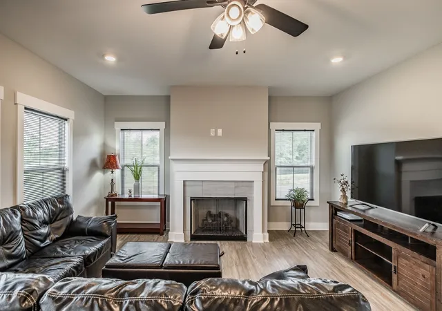 3rd image of 1017 Camden Trl, Greenbrier, TN 37073 | MLS# 3520987