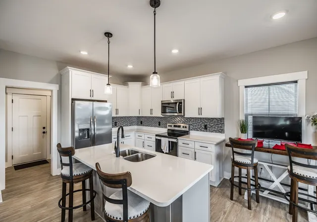 4th image of 1017 Camden Trl, Greenbrier, TN 37073 | MLS# 3520987