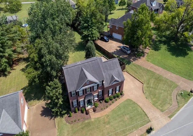 Photo 3 of Single family home for sale at 109 Masters Way, Hendersonville, TN 37075 | MLS# 3523777 | Listing updated on 2026-09-15