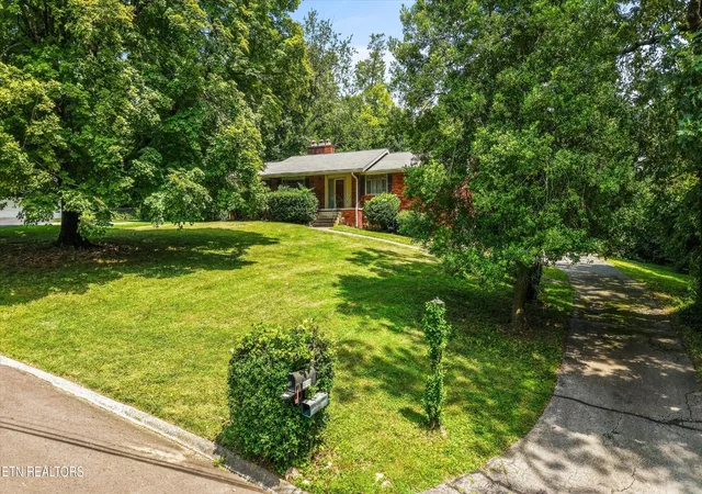 4th image of 210 Sutton Lane, Knoxville, TN 37909 | MLS# 3528456