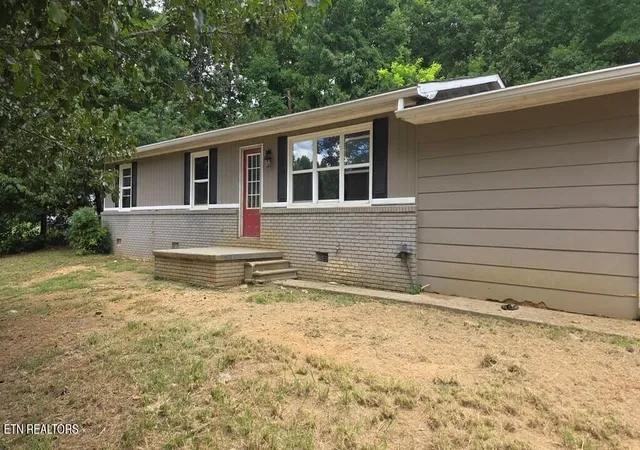 Photo 1 of Single family home for sale at 1181 Carding Machine Rd, Loudon, TN 37774 | MLS# 3528389 | Listing updated on 2026-08-28