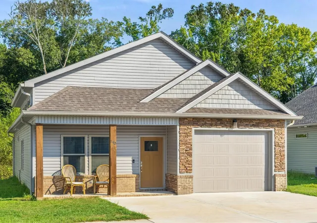 1st image of 140 Rock Bridge Dr, Ringgold, GA 30736 | MLS# 3514337