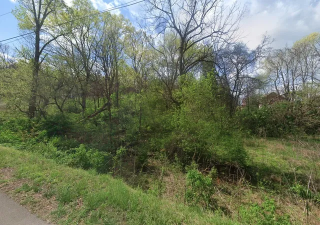 2nd image of 3015 Quarry Hollow Rd, Friendsville, TN 37737 | MLS# 3514356