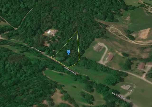 3rd image of 3015 Quarry Hollow Rd, Friendsville, TN 37737 | MLS# 3514356