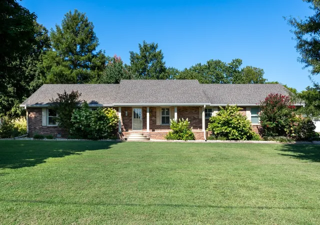 Photo 3 of Single family home for sale at 720 Treasury Ln, Lebanon, TN 37087 | MLS# 3514468 | Listing updated on 2026-09-08