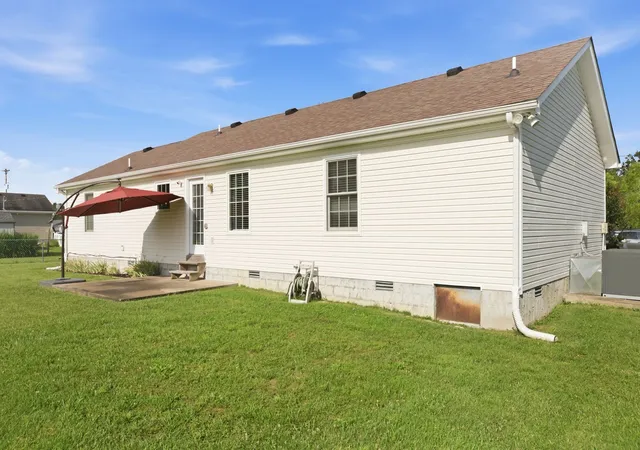 Photo 3 of Sale Pending at 708 Eaglesham Dr, Christiana, TN 37037 | MLS# 3514365 | Listing updated on 2026-08-31