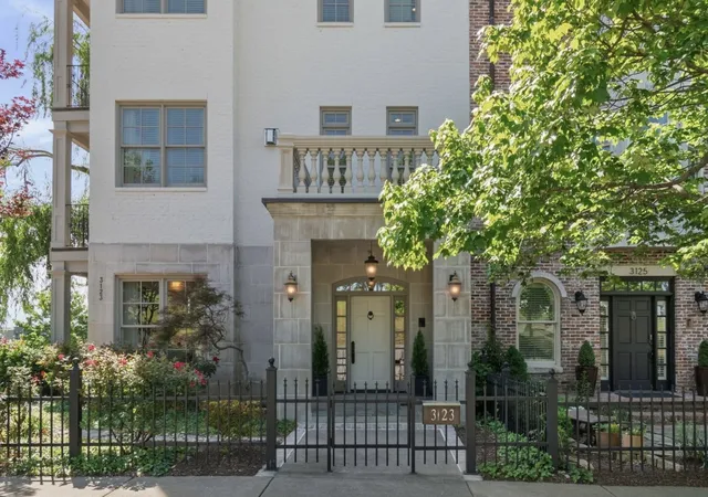 Photo 2 of Townhouse for sale at 3123 Parthenon Ave, Nashville, TN 37203 | MLS# 3618603 | Listing updated on 2026-10-23
